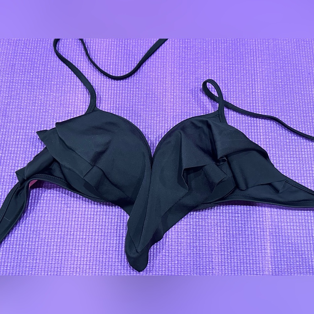 Victoria’s Secret Black Bikini Top - Size Small
